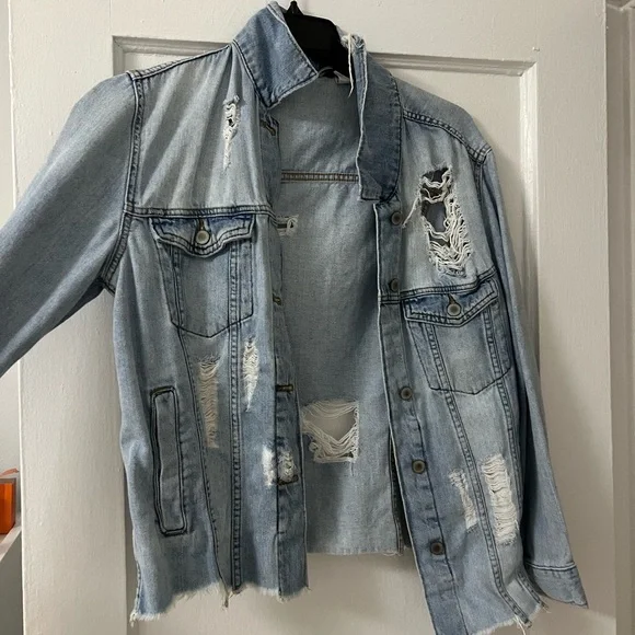 Forever 21 Light Blue Ripped Denim Jacket - Picture 2 of 3